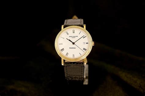 patek philippe 215 pictures|Patek Philippe calatrava nails.